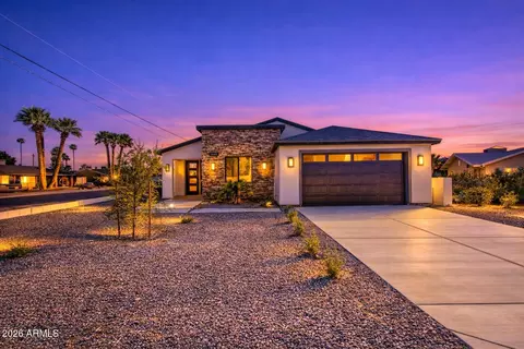 Exterior - 2645 E Fairmount Ave, Phoenix, AZ 85016 photo 1 of 13