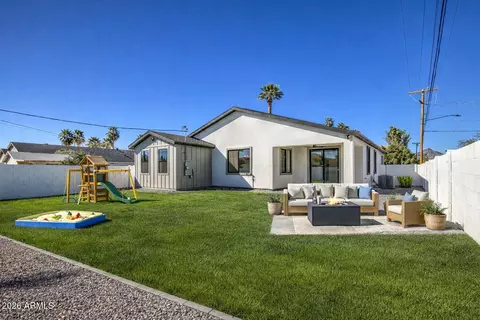Exterior - 2645 E Fairmount Ave, Phoenix, AZ 85016 photo 8 of 13