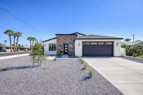 Exterior - 2645 E Fairmount Ave, Phoenix, AZ 85016 photo 3 of 13