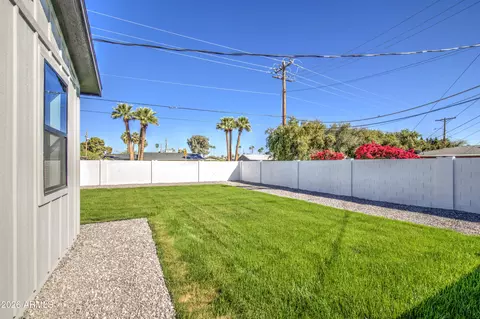 Exterior - 2645 E Fairmount Ave, Phoenix, AZ 85016 photo 11 of 13