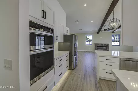 Kitchen - 2645 E Fairmount Ave, Phoenix, AZ 85016 photo 5 of 10