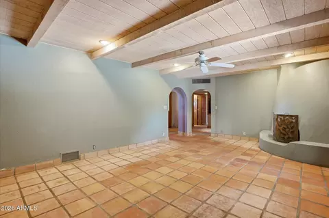 Living - 8324 N 8th Ave, Phoenix, AZ 85021 photo 1 of 5