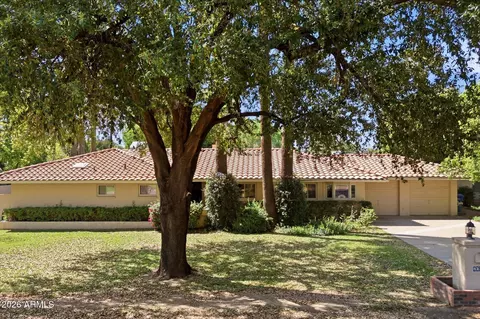 Exterior - 8324 N 8th Ave, Phoenix, AZ 85021 photo 1 of 8