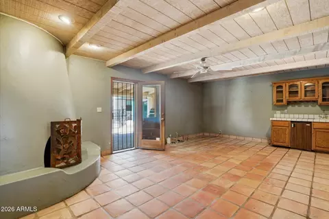 Living - 8324 N 8th Ave, Phoenix, AZ 85021 photo 2 of 5