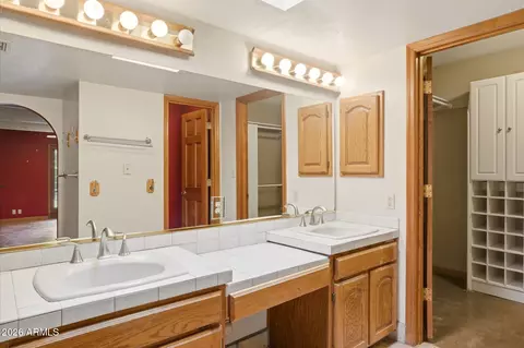 Bath - 8324 N 8th Ave, Phoenix, AZ 85021 photo 2 of 4