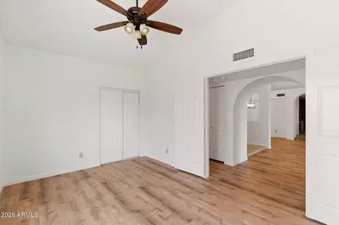 801 E Aire Libre Ave, Phoenix, AZ 85022 photo 4