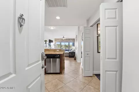5350 E Deer Valley Dr #3255, Phoenix, AZ 85054