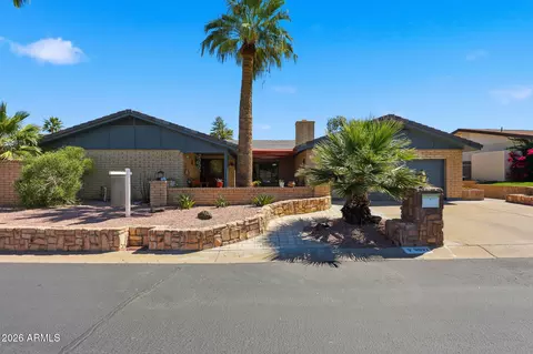 9037 N Arroya Grande Dr, Phoenix, AZ 85028