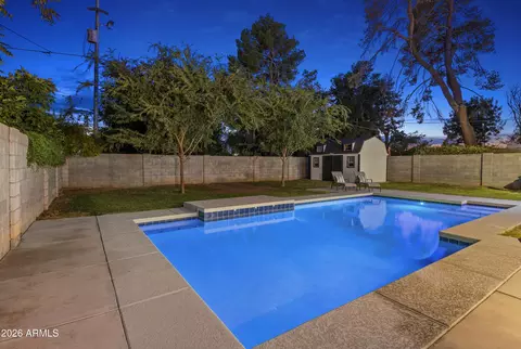 Exterior - 739 E Belmont Ave, Phoenix, AZ 85020 photo 2 of 7