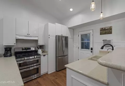 Kitchen - 739 E Belmont Ave, Phoenix, AZ 85020 photo 1 of 3