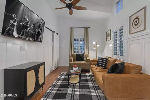 Living - 739 E Belmont Ave, Phoenix, AZ 85020 photo 1 of 3