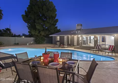 Exterior - 3122 E Sierra St, Phoenix, AZ 85028 photo 4 of 7