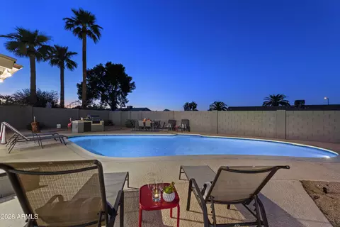 Exterior - 3122 E Sierra St, Phoenix, AZ 85028 photo 6 of 7