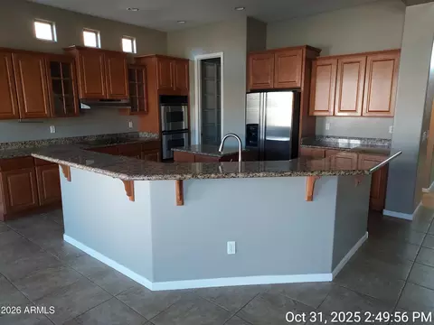 296 E Frances Ln, Gilbert, AZ 85295 photo 3