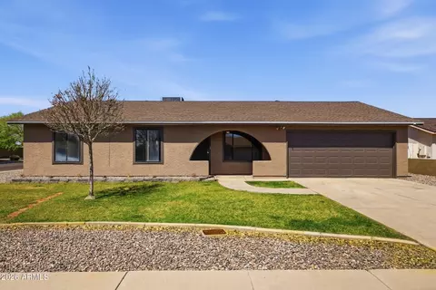 8652 W Heatherbrae Dr, Phoenix, AZ 85037