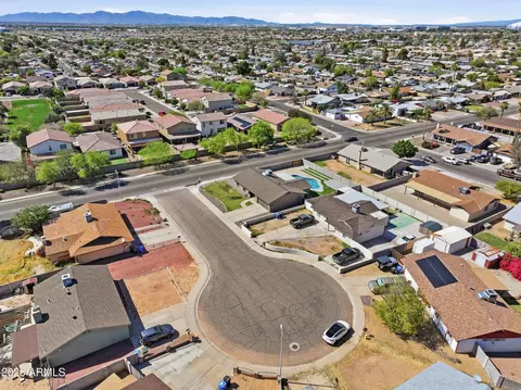 View/Area - 8652 W Heatherbrae Dr, Phoenix, AZ 85037 photo 8 of 8