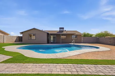 Exterior - 8652 W Heatherbrae Dr, Phoenix, AZ 85037 photo 2 of 6