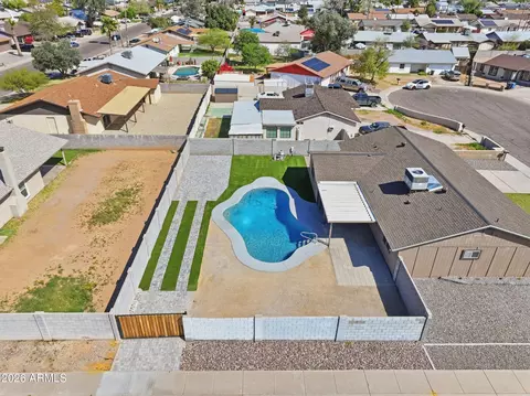 View/Area - 8652 W Heatherbrae Dr, Phoenix, AZ 85037 photo 4 of 8