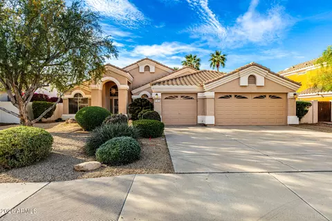 141 W Baylor Ln, Gilbert, AZ 85233