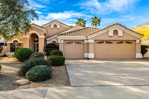 Exterior - 141 W Baylor Ln, Gilbert, AZ 85233 photo 2 of 9