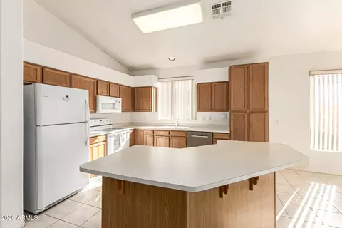 Kitchen - 141 W Baylor Ln, Gilbert, AZ 85233 photo 2 of 4