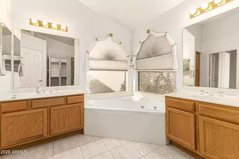 Bath - 141 W Baylor Ln, Gilbert, AZ 85233 photo 3 of 3