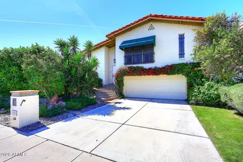 5426 S Lighthouse Ln, Tempe, AZ 85283