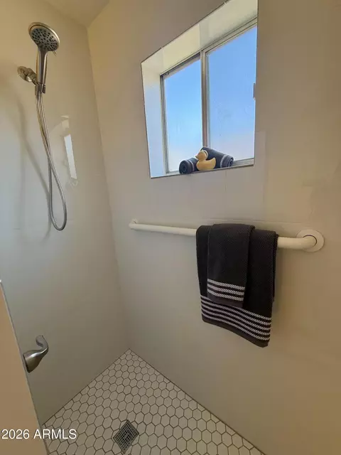 Bath - 5437 E Butte St, Mesa, AZ 85205 photo 2 of 5