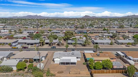 View/Area - 5437 E Butte St, Mesa, AZ 85205 photo 3 of 6