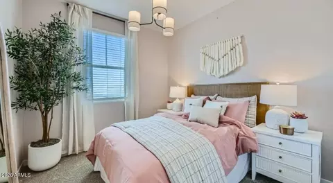 Bedroom - 9738 W Verde Ln, Phoenix, AZ 85037 photo 3 of 3