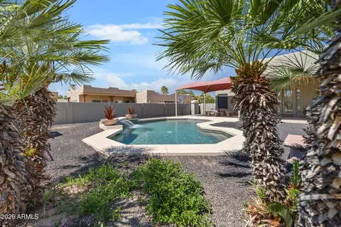 Exterior - 2687 E Arrowhead Trl, Gilbert, AZ 85297 photo 3 of 4