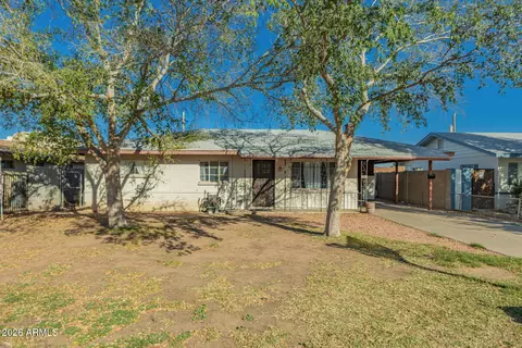 2231 N 28th St, Phoenix, AZ 85008