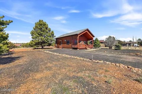 2246 Sitgreaves Dr, Overgaard, AZ 85933