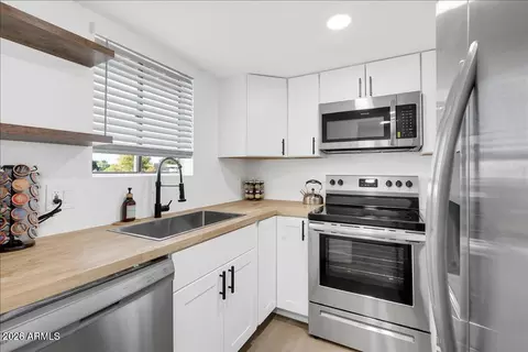 Kitchen - 413 E Linda Ln #D, Gilbert, AZ 85234 photo 1 of 3