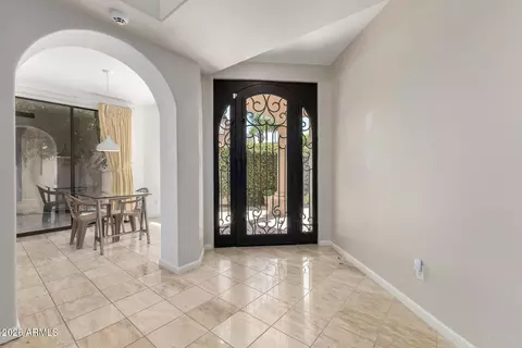10068 E Cinnabar Ave, Scottsdale, AZ 85258