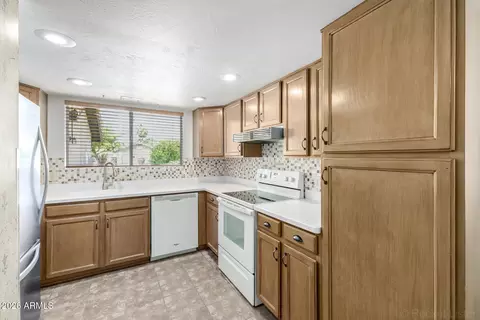 2219 E Fairview Ave, Mesa, AZ 85204 photo 12