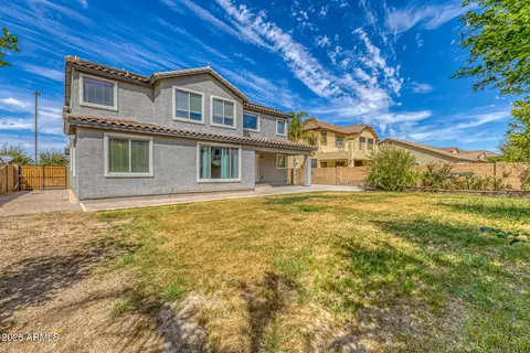 Exterior - 3519 E Tonto Dr, Gilbert, AZ 85298 photo 5 of 7
