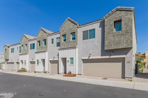 Exterior - 8287 N 22nd Dr, Phoenix, AZ 85021 photo 1 of 5