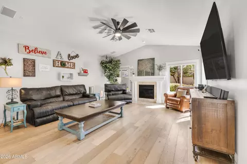 2047 E Victor Rd, Gilbert, AZ 85296 photo 18