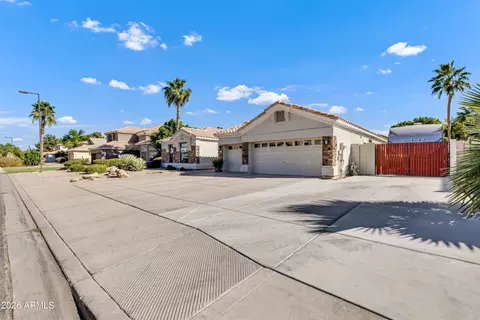 2047 E Victor Rd, Gilbert, AZ 85296 photo 4