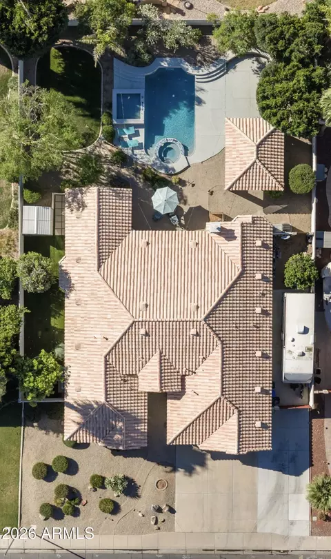2047 E Victor Rd, Gilbert, AZ 85296