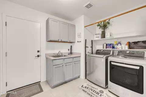 2047 E Victor Rd, Gilbert, AZ 85296 photo 47