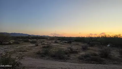 214 NW Nn Nw Grand Ave #-, Wittmann, AZ 85361