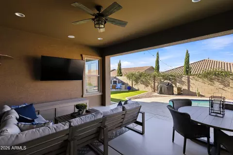 Exterior - 1422 E Milada Dr, Phoenix, AZ 85042 photo 5 of 16