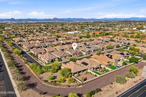 View/Area - 1422 E Milada Dr, Phoenix, AZ 85042 photo 3 of 7