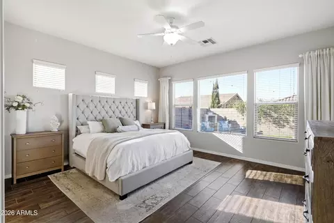 Bedroom - 1422 E Milada Dr, Phoenix, AZ 85042 photo 1 of 5