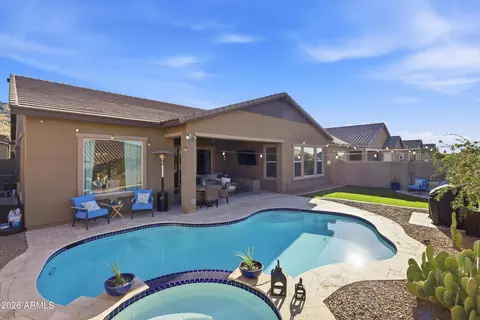 Exterior - 1422 E Milada Dr, Phoenix, AZ 85042 photo 9 of 16