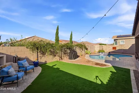 Exterior - 1422 E Milada Dr, Phoenix, AZ 85042 photo 13 of 16