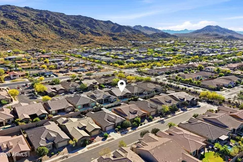 View/Area - 1422 E Milada Dr, Phoenix, AZ 85042 photo 2 of 7