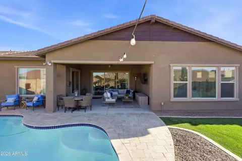Exterior - 1422 E Milada Dr, Phoenix, AZ 85042 photo 7 of 16